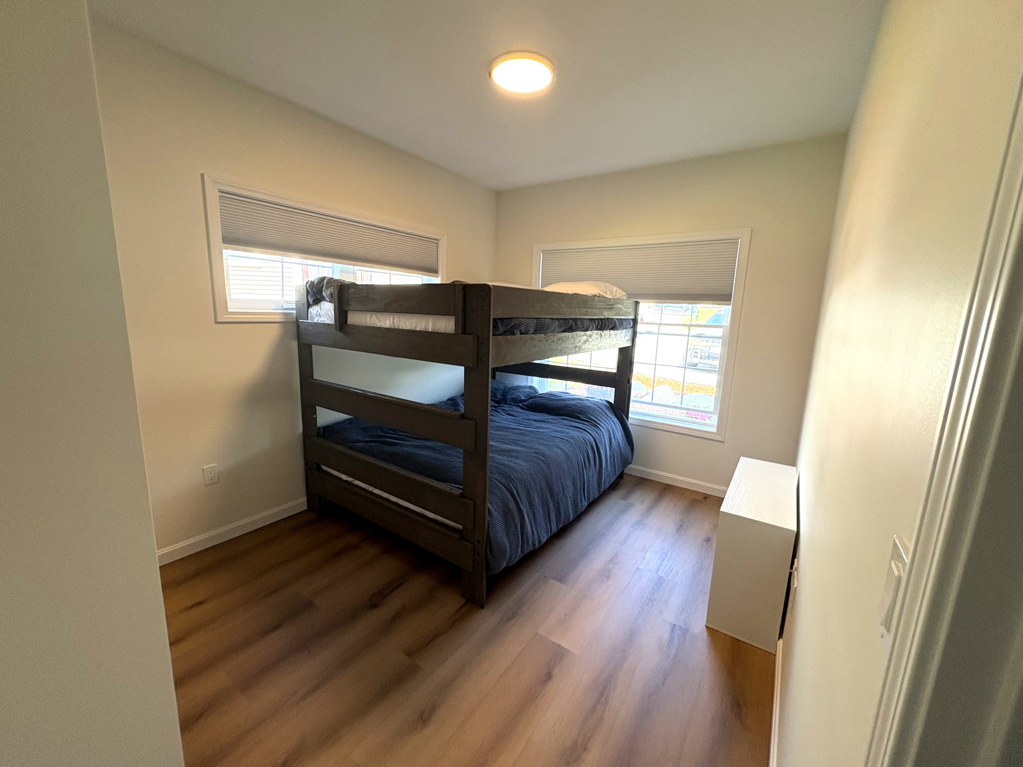 Queen bunk room upstairs